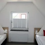 Witte Hus 2 * בוסום